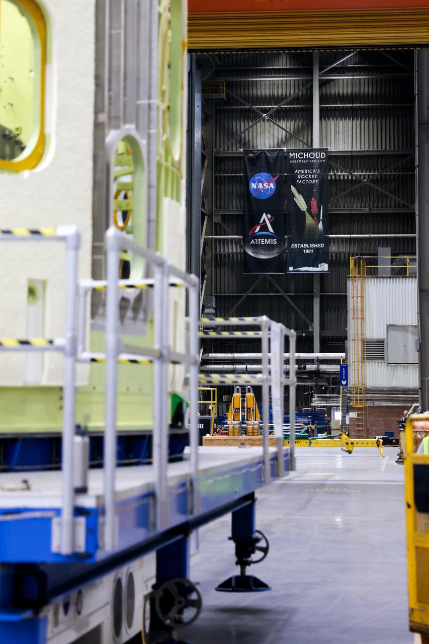Technicians at NASA’s Michoud Assembly Facility in New Orleans lift the intertank of the SLS (Space Launch System)’s core stage for NASA’s Artemis III mission to move it to another location in the 43-acre factory for further inspection and production.   The intertank is the backbone of the rocket’s core stage and is located between the mega rocket’s liquid hydrogen tank and liquid oxygen tank. In addition to joining the rocket’s two massive propellant tanks, the intertank houses avionics and electronics and serves as an attachment point for the rocket’s two solid rocket boosters positioned on either side of the core stage. The liquid hydrogen tank and liquid oxygen tank hold 733,000 gallons of super-cold propellant to power the stage’s four RS-25 engines needed for liftoff. Together, the rocket’s four RS-25 engines and two solid rocket boosters provide more than 8.8 million pounds to launch NASA’s and Artemis missions to the Moon. NASA is working to land the first woman and first person of color on the Moon under Artemis. SLS is part of NASA’s backbone for deep space exploration, along with Orion and the Gateway in orbit around the Moon. SLS is the only rocket that can send Orion, astronauts, and supplies to the Moon in a single mission. 