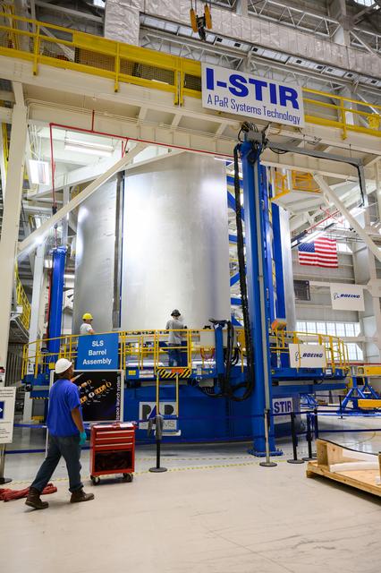 SLS Liquid Hydrogen Tank in Production for NASA’s Artemis IV Mission