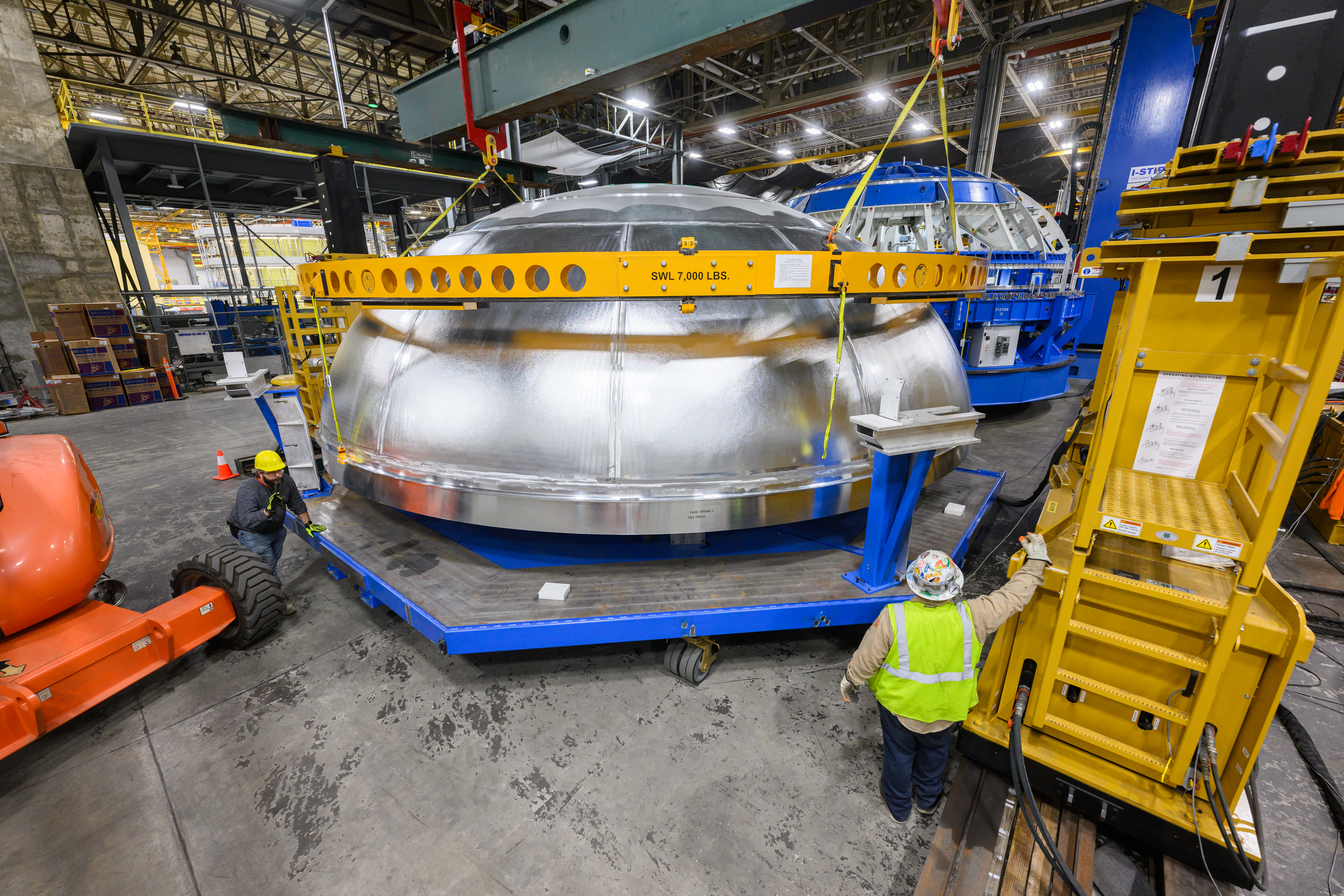SLS Exploration Upper Stage Test Article Offloaded in Area 94