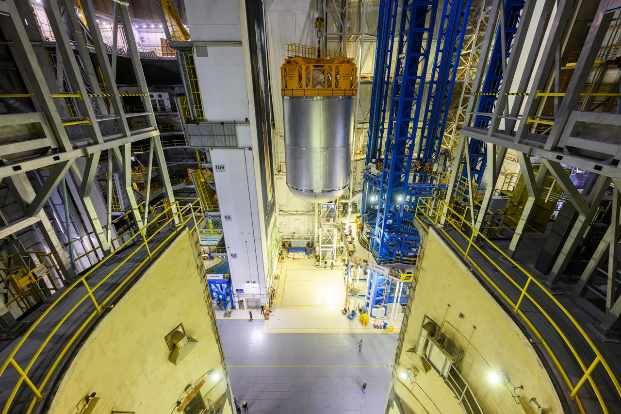 This imagery shows how technicians at NASA’s Michoud Assembly Facility in New Orleans moved the structurally complete liquid oxygen tank for NASA’s SLS (Space Launch System) after it was finished with welding Jan. 8. The tank will form part of the core stage for the SLS rocket that power NASA’s Artemis III mission to the Moon. The liquid oxygen tank is undergoing dimensional checks and partial baffle installation in Cell D.  The liquid oxygen tank is one of five major components that make up the SLS rocket’s core stage. Together with the forward skirt, intertank, liquid hydrogen tank, engine section, along with the four RS-25 engines at its base, the 212-foot core stage will help power NASA’s Artemis missions to the Moon.  