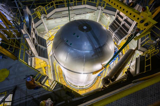 NASA image: Artemis III Liquid Oxygen Tank Completes Production Milestones