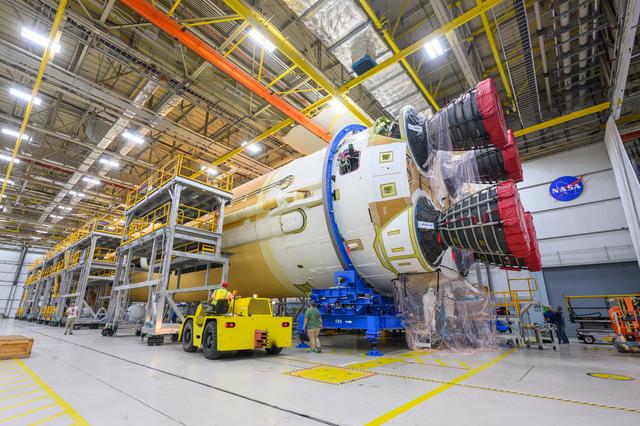 NASA image: NASA Teams Prepare Artemis II Rocket Stage for Shipment