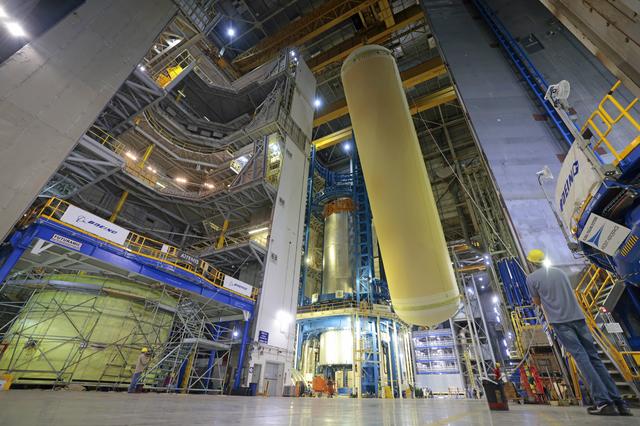 NASA image: Artemis III Liquid Hydrogen Tank Moves to Next Phase of Production