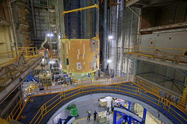 NASA image: Artemis III Intertank Moves to Vertical Assembly Building for Forward Join 