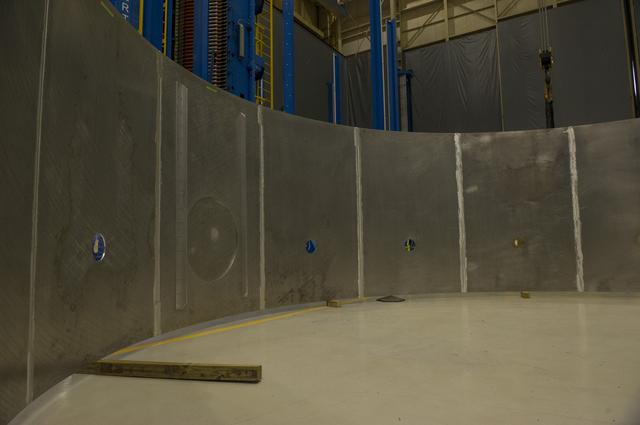 NASA image: SLS core stage simulator