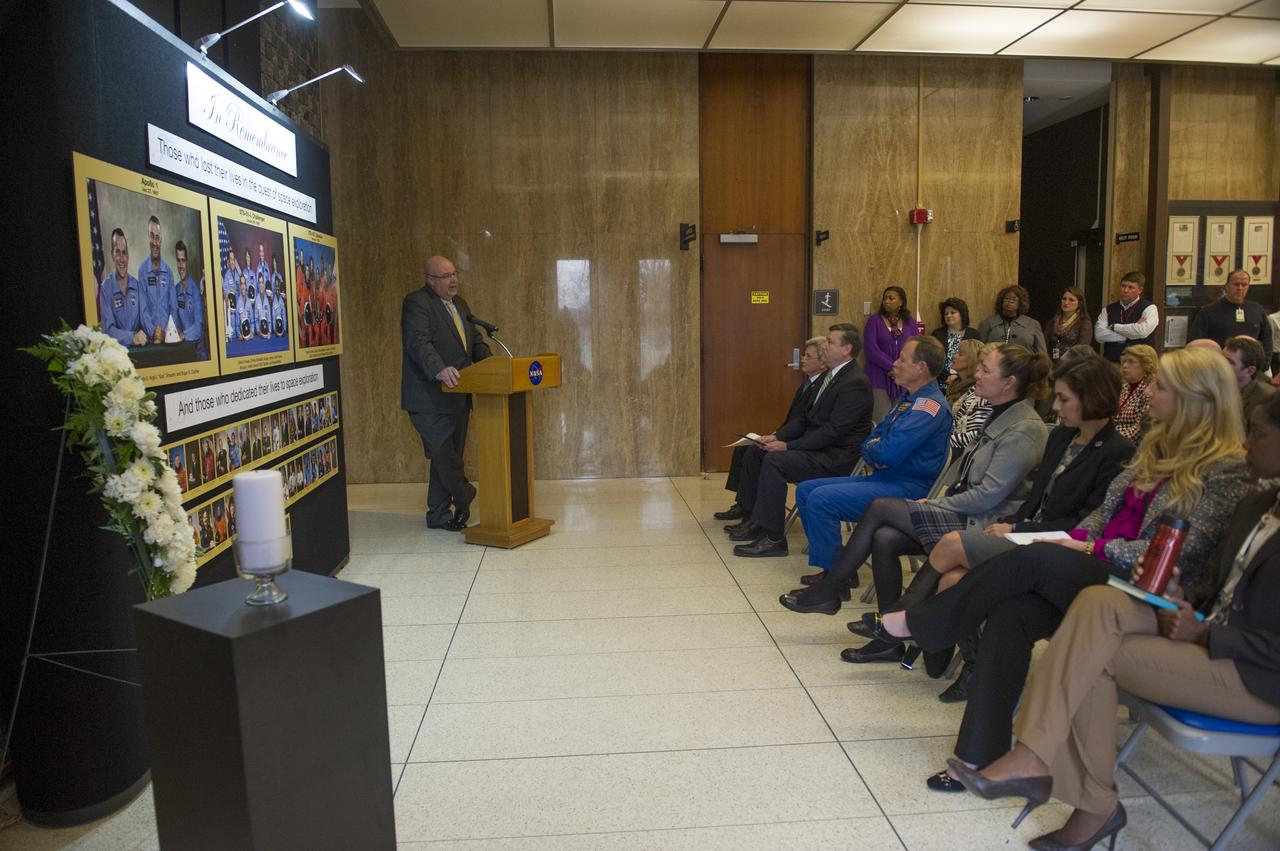 JOHN HONEYCUTT, DEPUTY MANAGER OF THE SPACE LAUNCH SYSTEM, MAKES COMMENTS AT ANNUAL DAY OF REMEMBRANCE EVENT