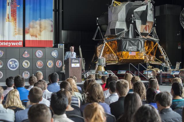 NASA image: Dr. Frank Six addresses summer interns