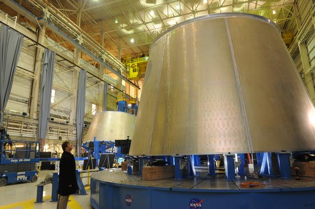 NASA image: MIKE KYNARD VIEWS LVSA