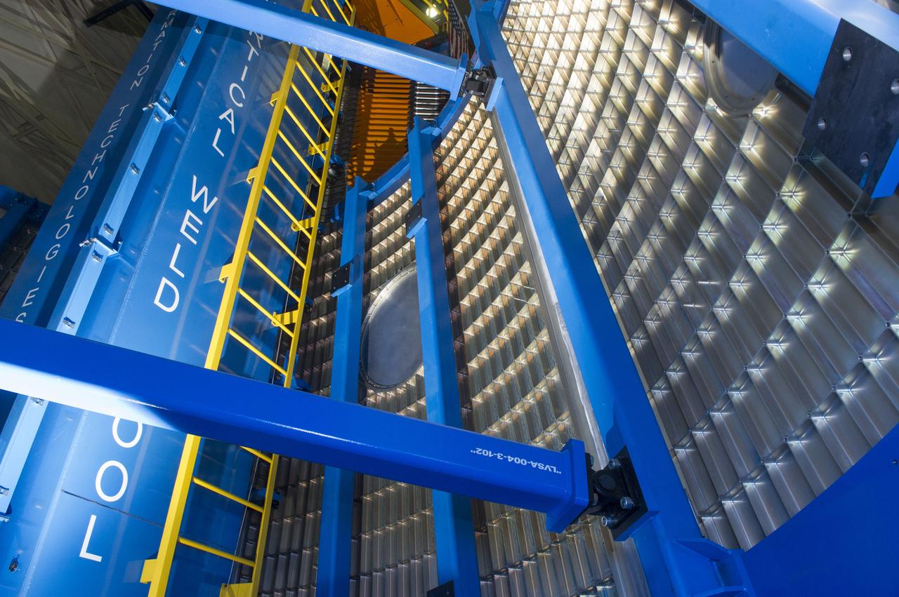 LVSA AFT CONE SECTION POST WELD #8 INTERIOR VIEW OF CONE 