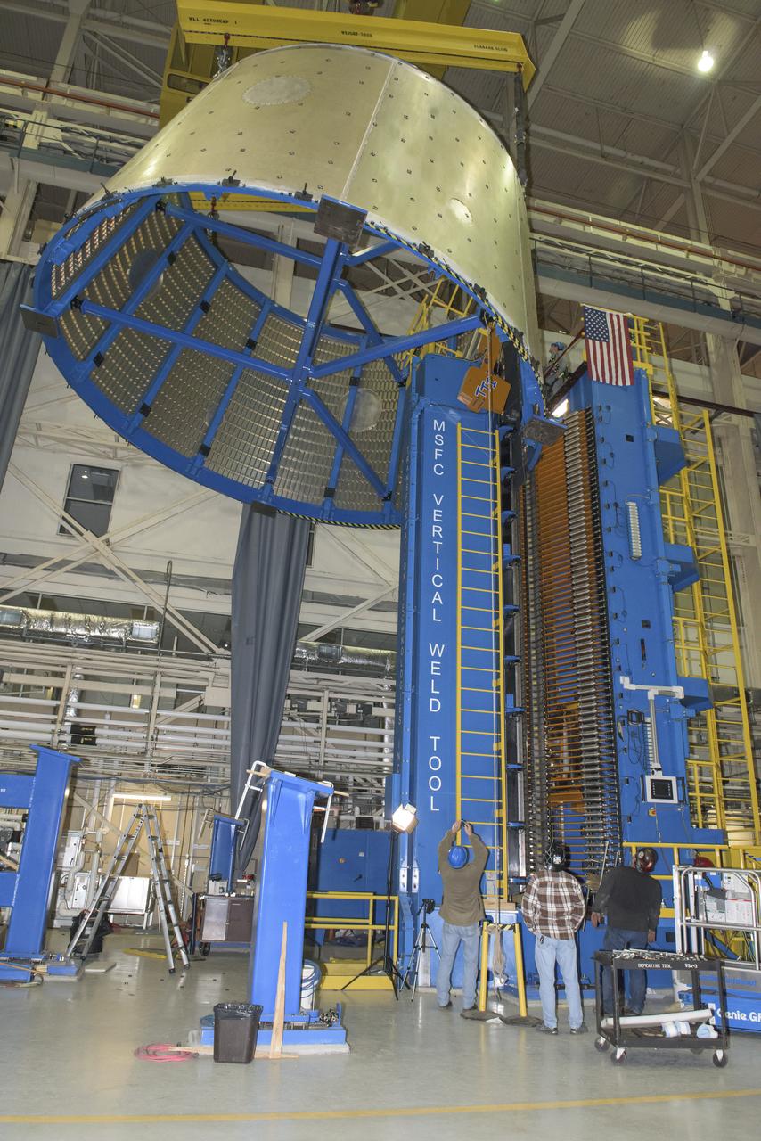 LAUNCH VEHICLE STAGE ADAPTER (LVSA) AFT CONE MOVE FROM THE VERTICAL WELD TOOL TO THE FLOOR OF BLDG 4755