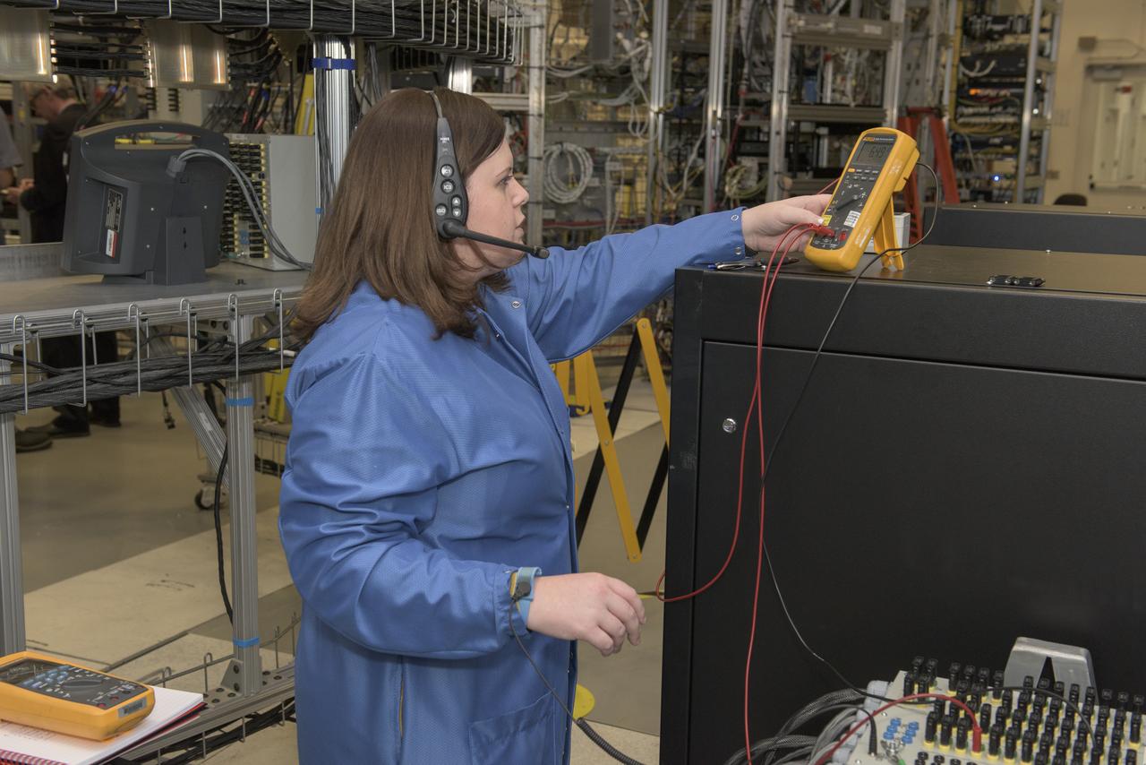 MOLLY GINTER TESTS AVIONICS SYSTEMS IN THE SYSTEMS INTEGRATION AND TEST FACILITY (SITF)
