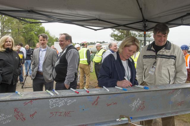 NASA image: HEATHER HANEY SIGNS FINAL BEAM AT TEST STAND 4693