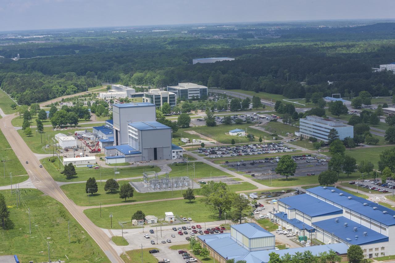 AERIAL PHOTOGRAPHS OF MSFC-4619