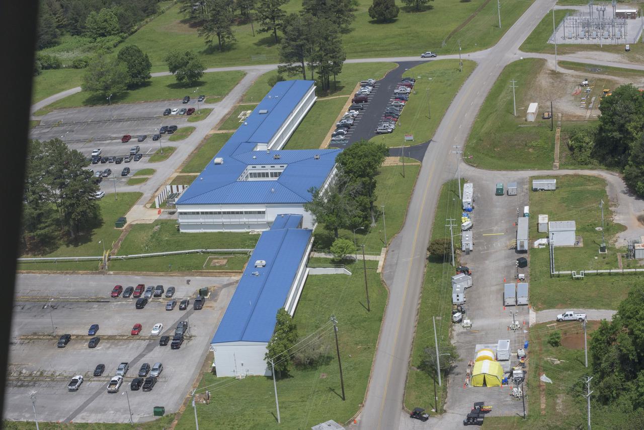 AERIAL PHOTOGRAPHS OF MSFC-4666