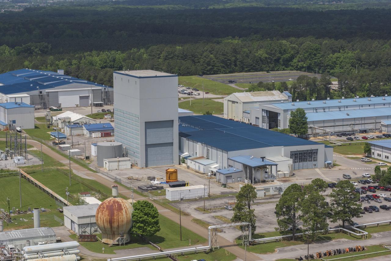 AERIAL PHOTOGRAPHS OF MSFC-4705, 4707, 4708