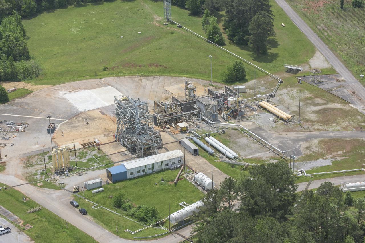 AERIAL PHOTOGRAPHS OF MSFC-TEST STAND 116