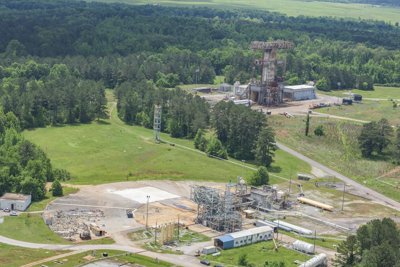 AERIAL PHOTOGRAPHS OF MSFC-TEST STAND 116