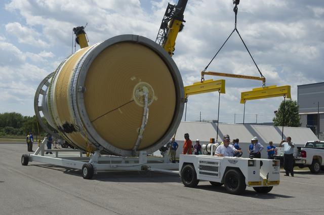 NASA image: INTERIM CRYOGENIC PROPULSION STAGE TEST ARTICLE UNLOADED PRIOR T