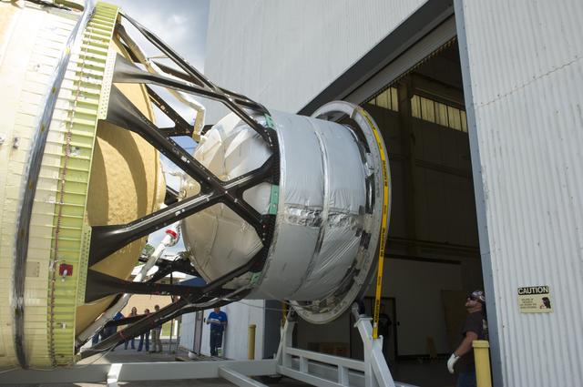 NASA image: INTERIM CRYOGENIC PROPULSION STAGE TEST ARTICLE UNLOADED PRIOR T