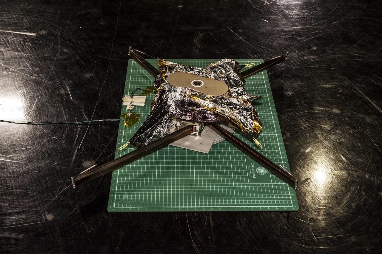 NEAR EARTH ASTEROID (NEA) SAIL TEAM PERFORMING A DEPLOYMENT OF THE FLIGHT-LIKE ENGINEERING DEVELOPMENT UNIT SOLAR SAIL. THE SAIL WAS MANUFACTURED AT NEXOLVE (HSV, AL) AND DEPLOYED FOR THE FIRST TIME AT MSFC ON AUGUST 4TH, 2016