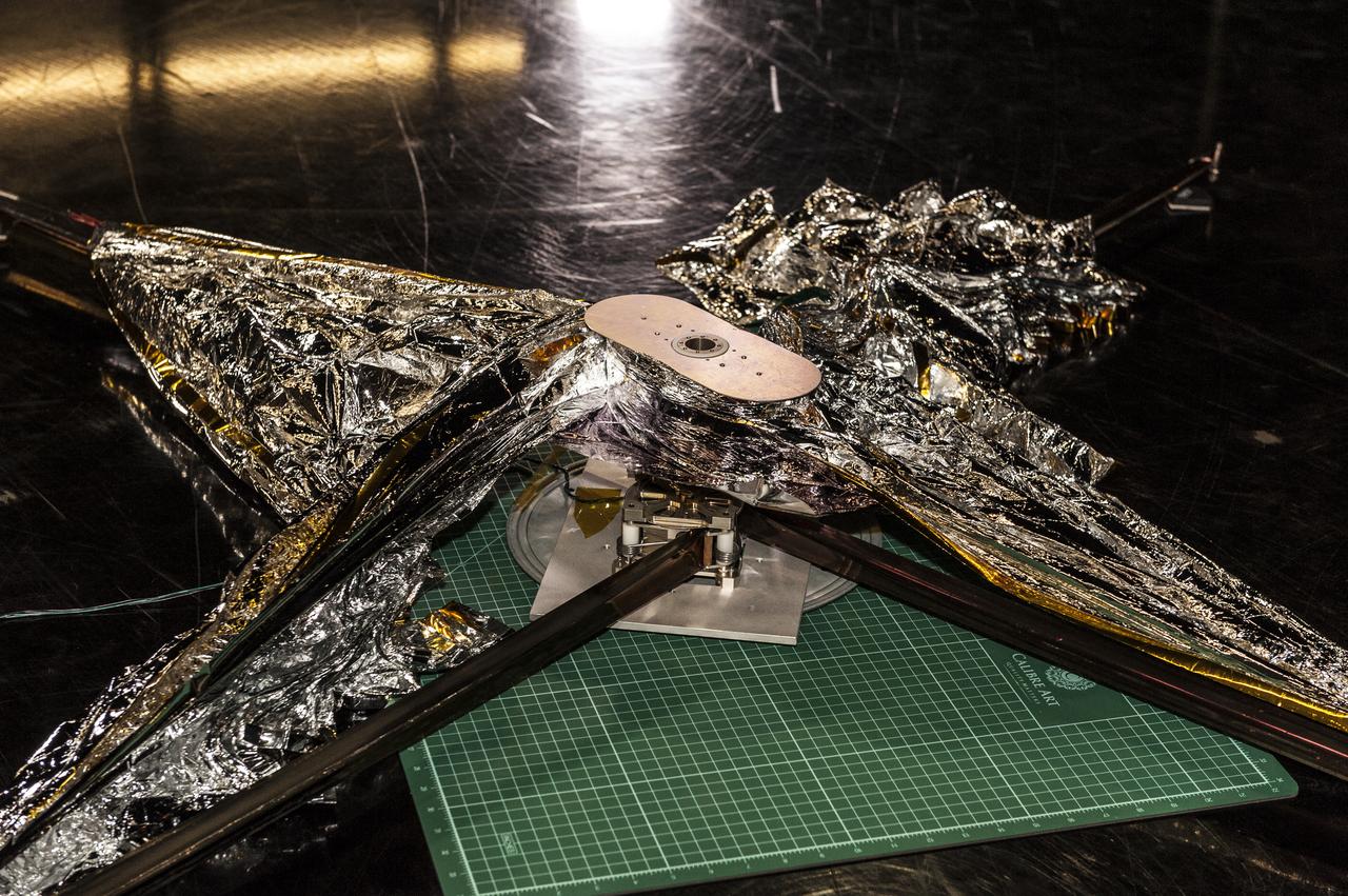 NEAR EARTH ASTEROID (NEA) SAIL TEAM PERFORMING A DEPLOYMENT OF THE FLIGHT-LIKE ENGINEERING DEVELOPMENT UNIT SOLAR SAIL. THE SAIL WAS MANUFACTURED AT NEXOLVE (HSV, AL) AND DEPLOYED FOR THE FIRST TIME AT MSFC ON AUGUST 4TH, 2016