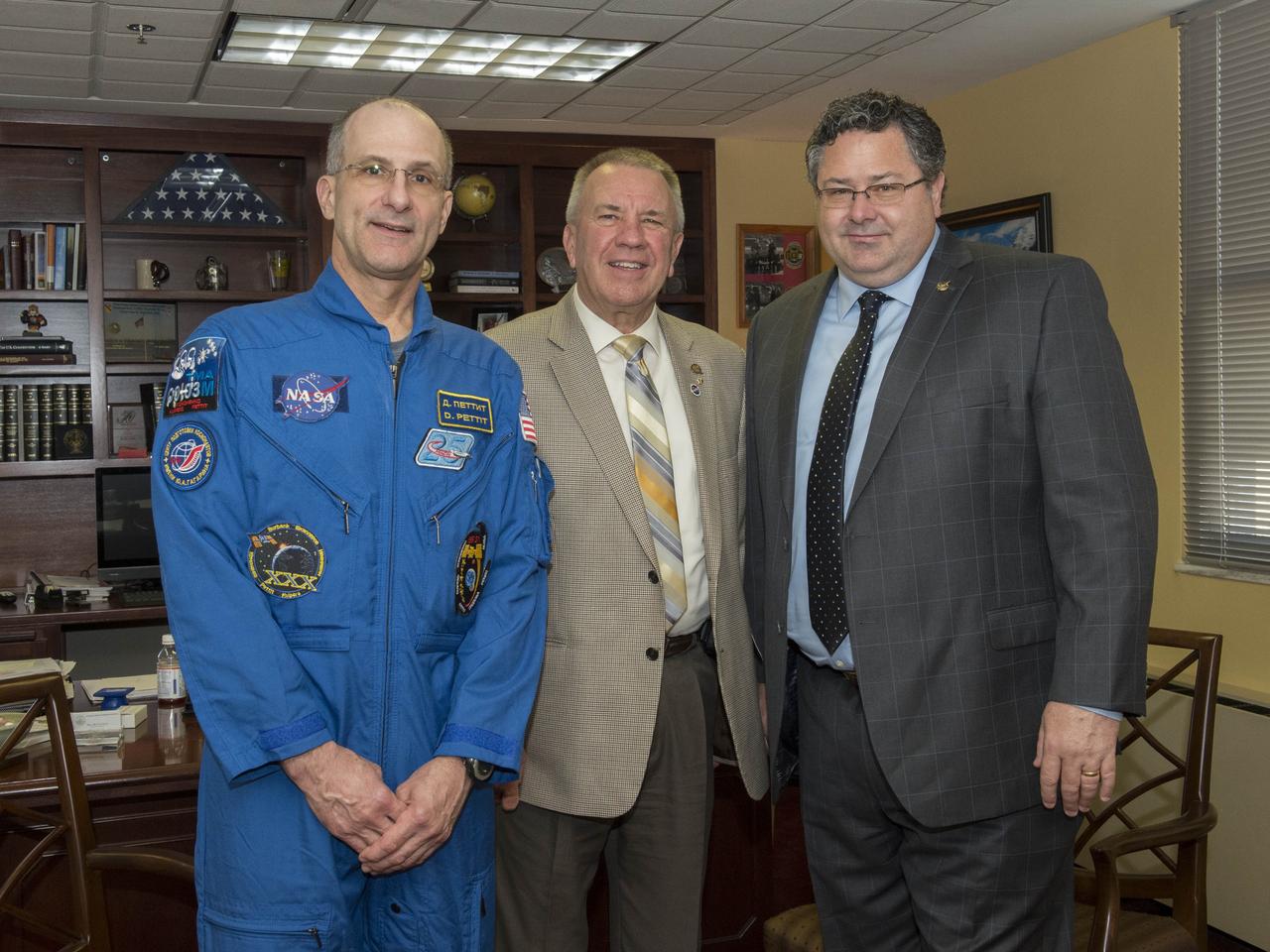 ALABAMA SPEAKER OF THE HOUSE MAC MCCUTCHEON WITH ASTRONAUT DON PETTIT AND TODD MAY