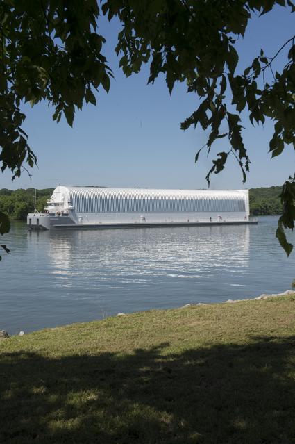 NASA image: Pegasus Barge arrives at MSFC