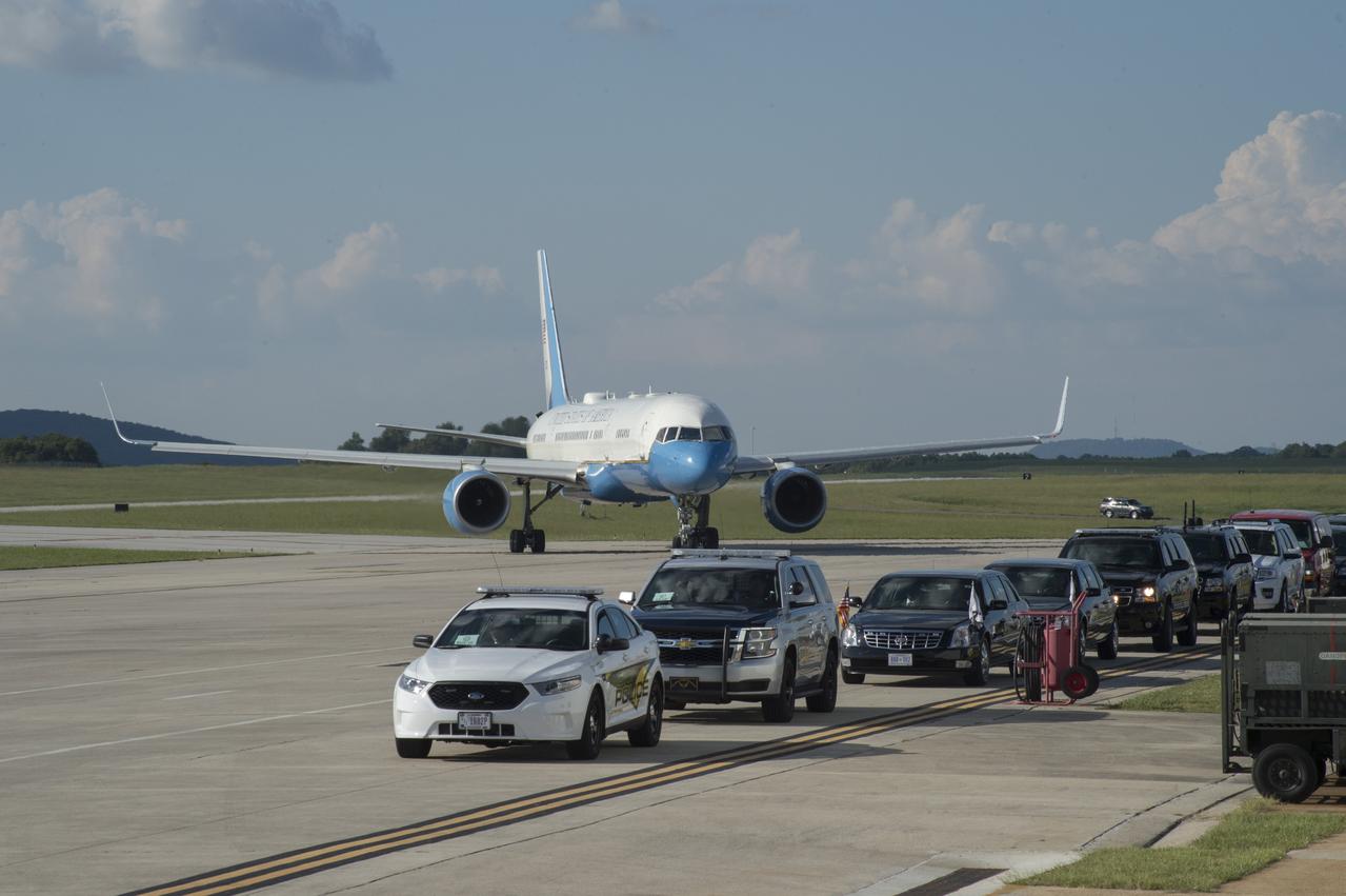 Air Force Two lands with Vice President Mike Pence along with Congressman Robert Aderholt at the Redstone Army Airfield in Huntsville, Alabama, on Monday, Sept. 25. The Vice President is visiting NASA’s Marshall Space Flight Center, located on Redstone Arsenal, to meet with employees, view test hardware for NASA’s Space Launch System — America’s new deep-space rocket, and tour the Payload Operations Integration Center, “science central” for the International Space Station. 