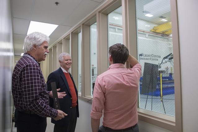 NASA image: Congressman Mo Brooks views Orion Stage Adapter, (OSA), flight h