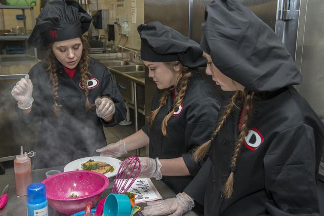 NASA image: HUNCH Student Culinary Competition at USSRC's Davidson Center