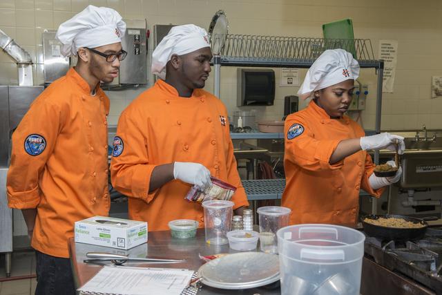 NASA image: HUNCH Student Culinary Competition at USSRC's Davidson Center