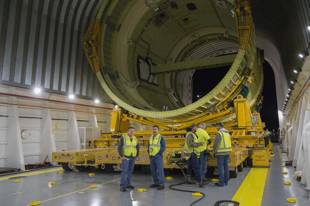 NASA image: The SLS Stages Intertank Structural Test Assembly (STA) arrives at MSFC 