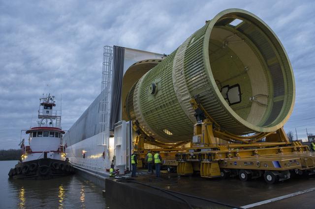 NASA image: The SLS Stages Intertank Structural Test Assembly (STA) arrives at MSFC.