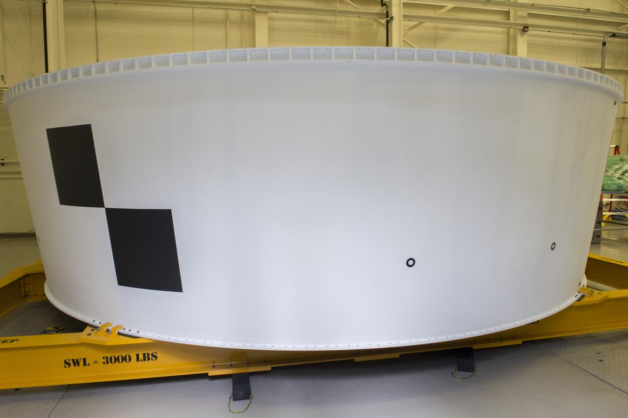 General overview and detail, Close-Out, photos of the  SLS Orion Stage Adapter EM-1...exterior overall views (5)