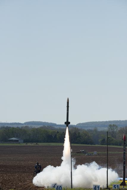 NASA image: 2018 Student Launch Initiative at Bragg Farms.