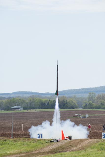 NASA image: 2018 Student Launch Initiative at Bragg Farms.