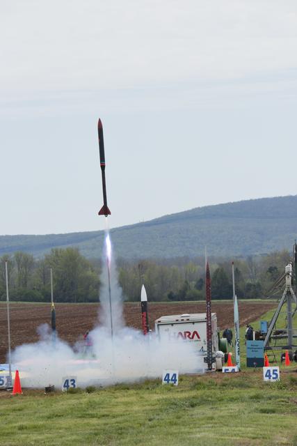 NASA image: 2018 Student Launch Initiative at Bragg Farms.