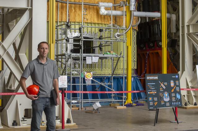 NASA image: Preston Schmauch, SLS Stages Element Alternate Lead Systems Engineer, oversees testing of the Intertank Structural Test Article (STA)