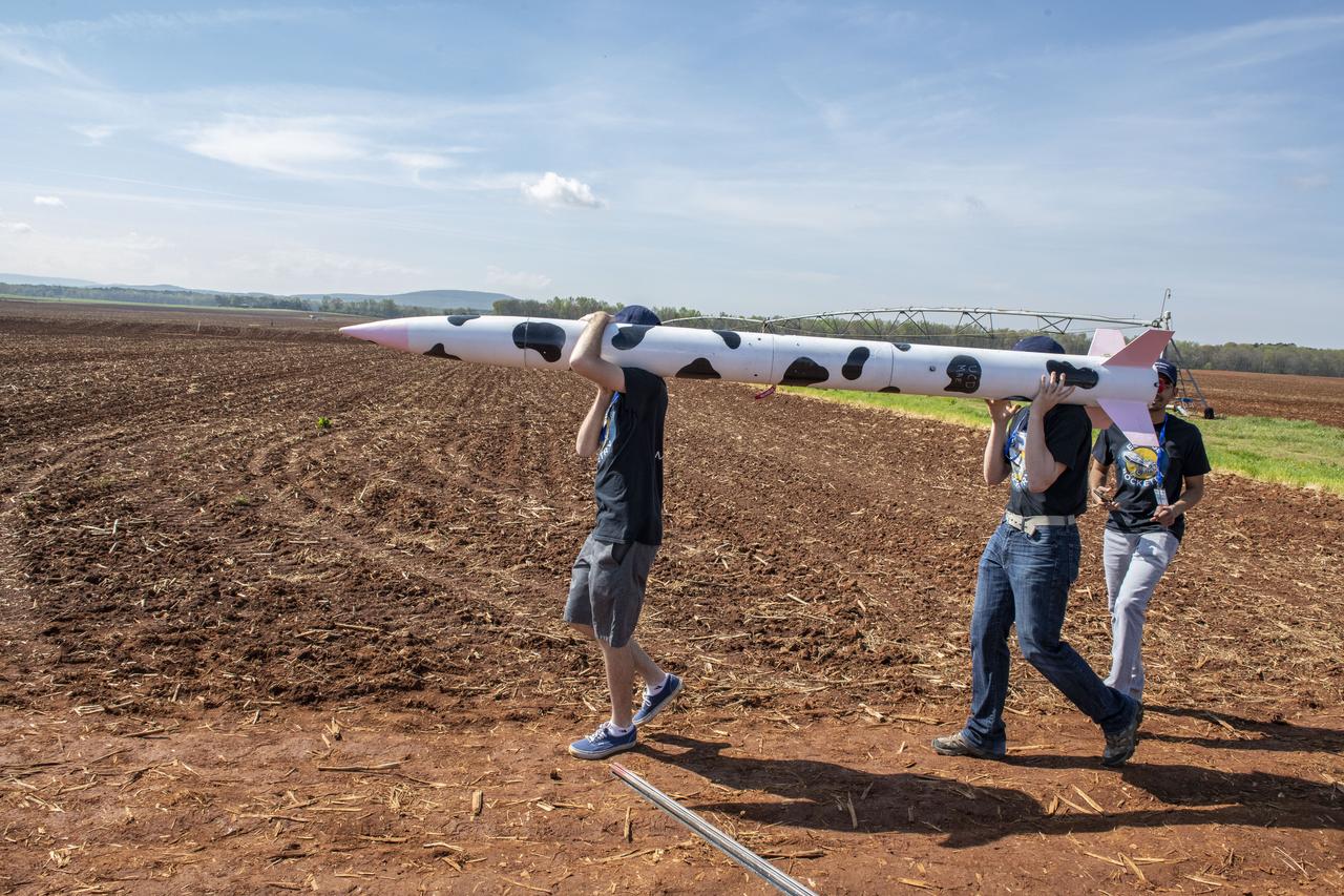 High School and College students from around the U.S. came together at Bragg Farms in Toney, Alabama for the 2019 Student Launch Initiative. The students launched their rockets to their own predetermined altitude with various payloads including remote rovers and unmanned aerial vehicles. 