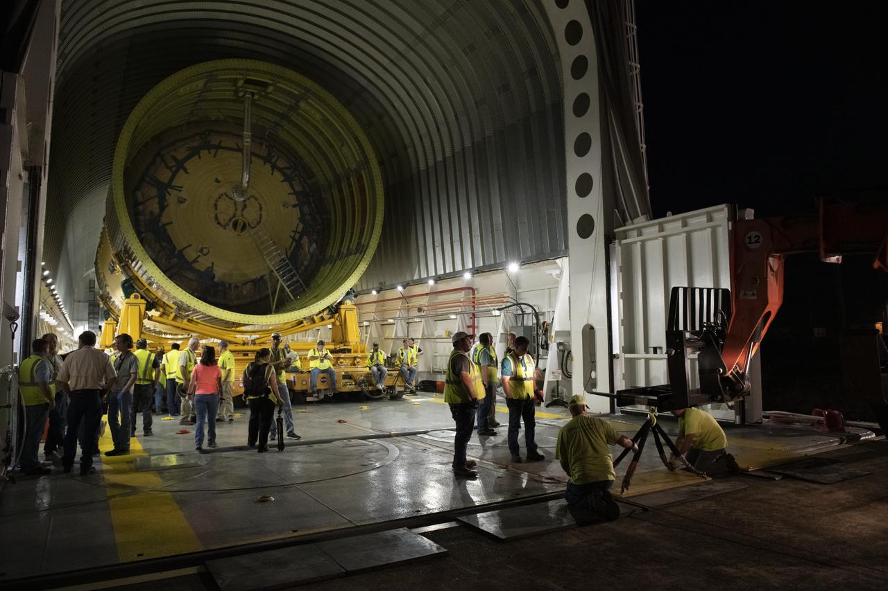 The Liquid Oxygen (LOX) tank was moved from the Pegasus barge to the west test area for placement in test stand.