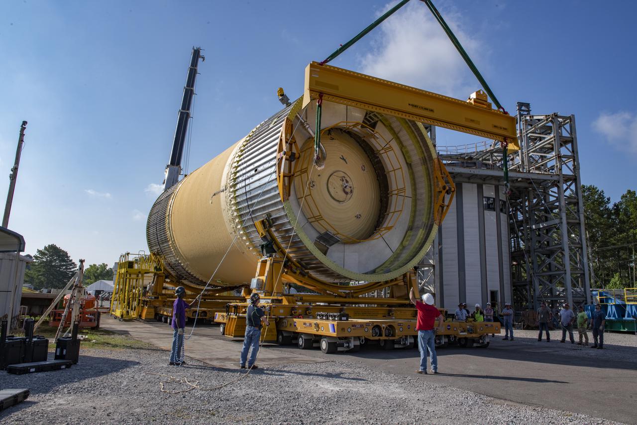 The Liquid Oxygen Test Article was lifted onto the Kmag. Various electronic components will be installed then the article will be moved into test stand 4697.
