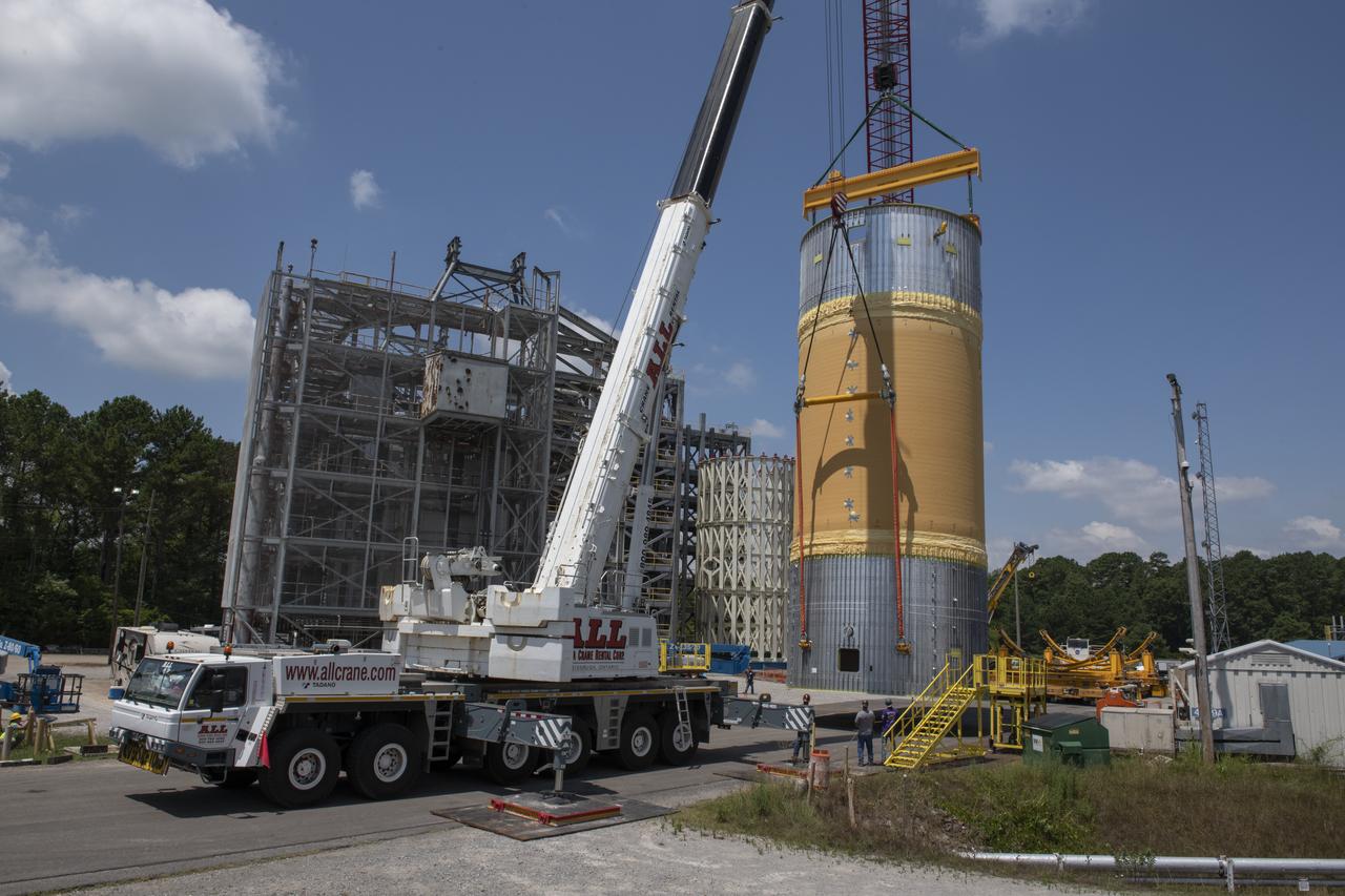 The Liquid Oxygen Test Article was lifted onto the Kmag. Various electronic components will be installed then the article will be moved into test stand 4697.