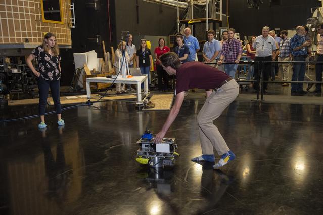 NASA image: STEERABLE AIR BEARING TETHER DEPLOYMENT