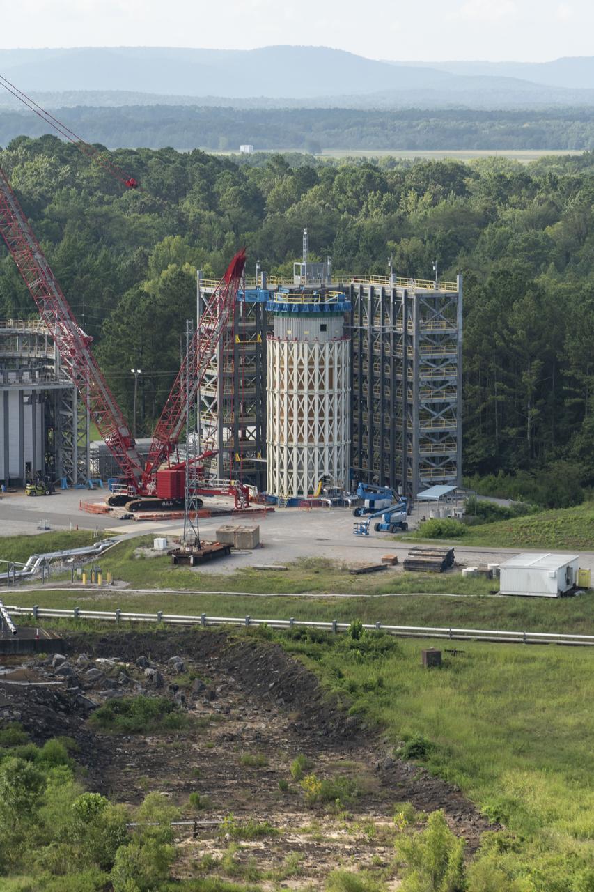 Aerial photograph of MSFC test stand 4697 with the Liquid Oxygen (LOX) test article in the stand