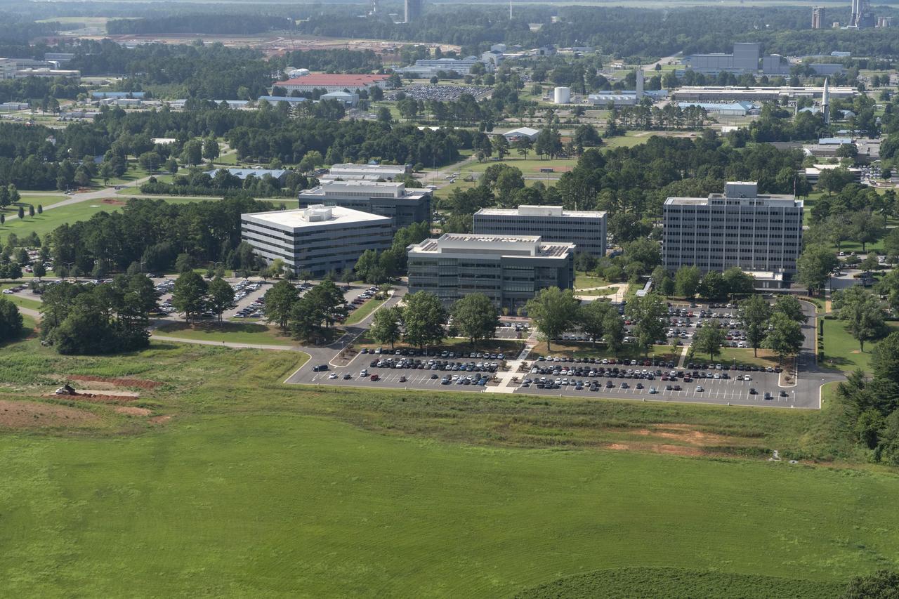 Aerial photograph of MSFC with the 4200 complex in the foreground