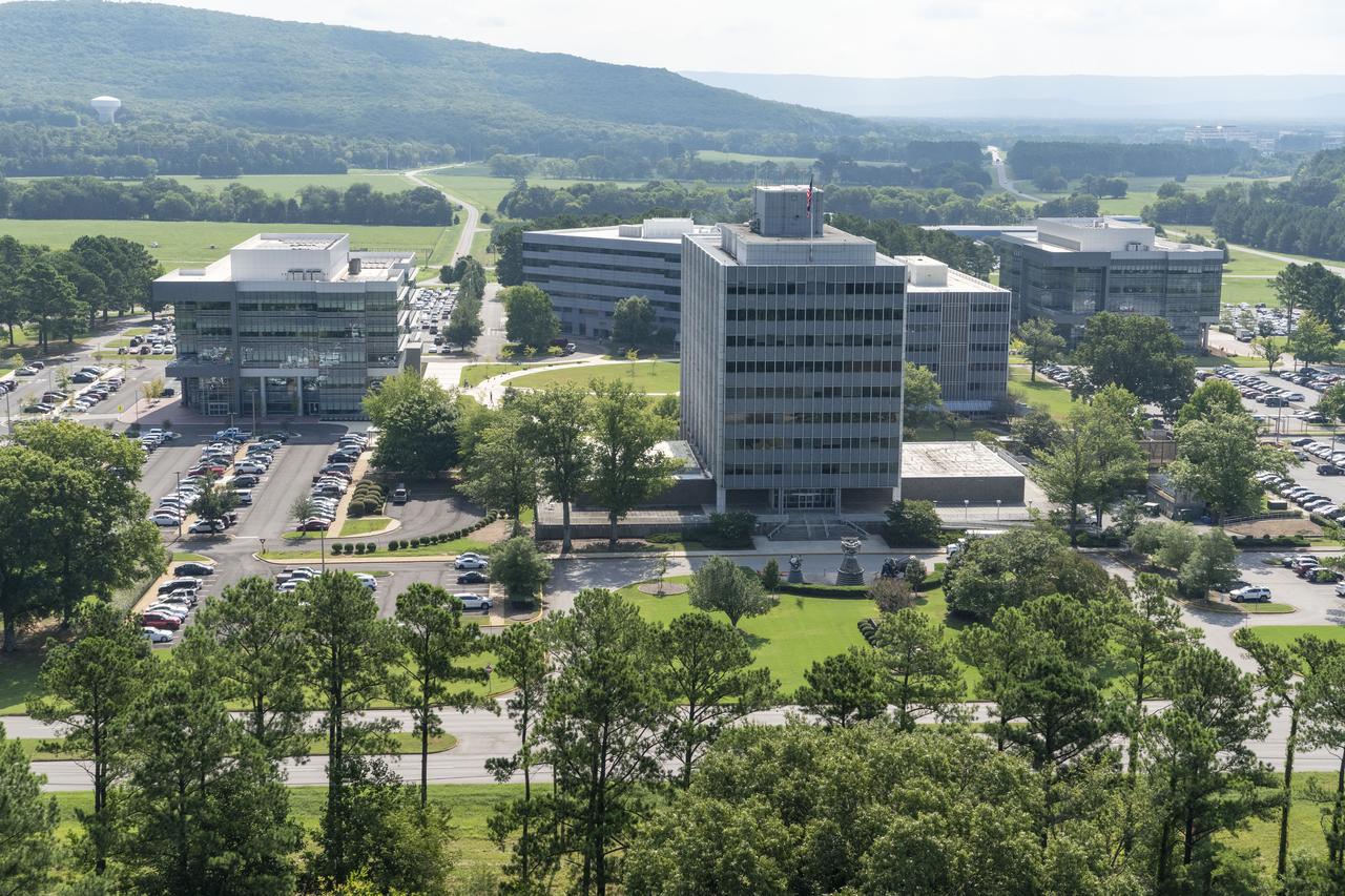 Aerial photograph of MSFC buildings 4200, 4201, 4203, 4220, and 4221