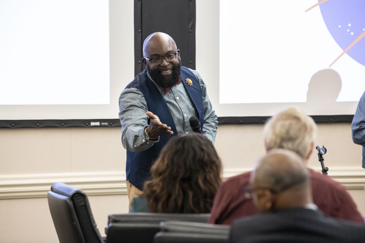 The 2019 National Disability Awareness Month program was held in Marshall Space Flight Center's P110 conference room with guest speaker and former NASA Scientist Kantis Simmons. Master of Ceremonies was Matt McSaveney and the National Anthem was performed by MSFC student intern Andrea Brown. Additional remarks were presented by MSFC Associate Director Steve Miley. Additional songs were performed by Georgia Aplin, Cassidie Gorig' Worrell, Danay Jackson, Charli Grace Strawn from the Alabama Institute for the Deaf and Blind.  Former NASA scientist Kantis Simmons, an author and speaker, addresses NASA’s Marshall Space Flight Center team members Oct. 29 during the National Disability Awareness Month presentation, “The Right Talent, Right Now.” Simmons’ humorous discussion focused on growing up with a birth defect and overcoming the self-doubts that can bring. “Quit looking at what you don’t have and think about all the amazing things you do have,” Simmons said. 