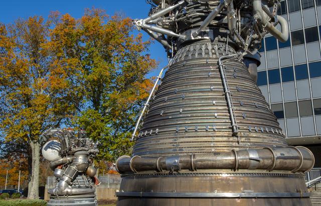 NASA image: SEASONAL VIEWS, FALL, (NOVEMBER 13, 2019), OF MSFC BUILDING 4200