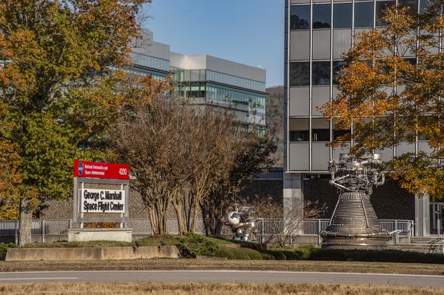 NASA image: SEASONAL VIEWS, FALL, (NOVEMBER 13, 2019), OF MSFC BUILDING 4200