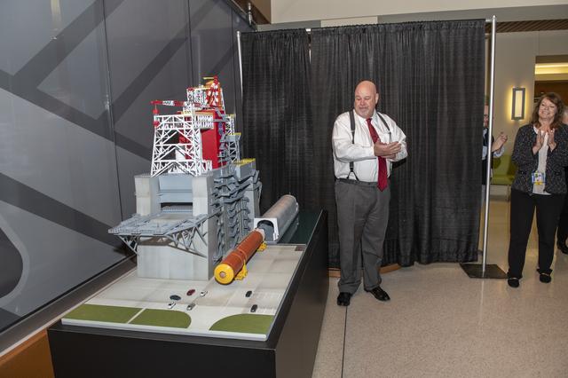 Unveiling of B-2 Test Stand Model